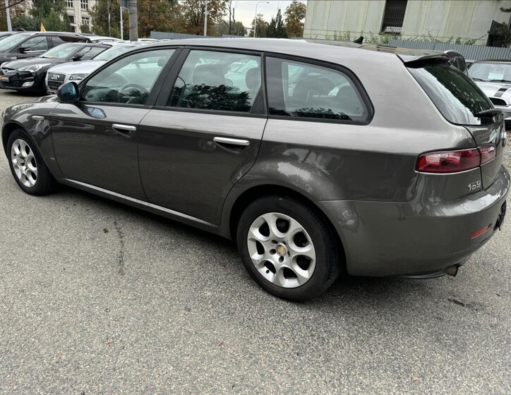 Alfa Romeo 159 Kombi 1,9 l 110 kw