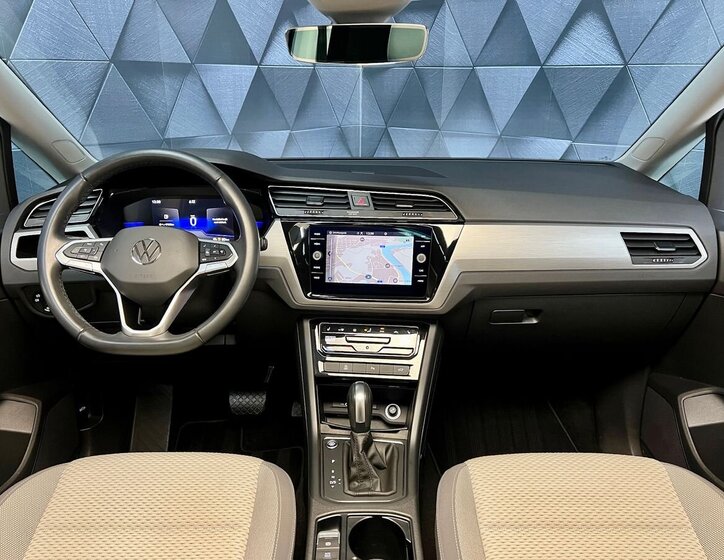 Volkswagen Touran Ostatní 1,5 l 110 kw