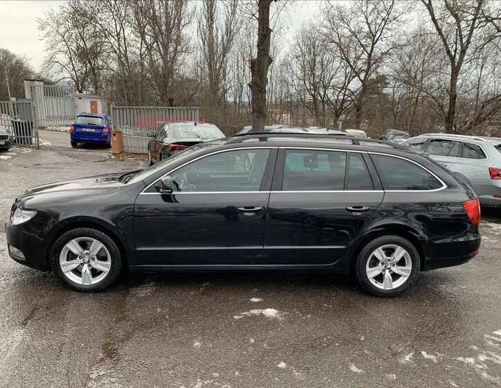 Škoda Superb Kombi 1,6 l 77 kw