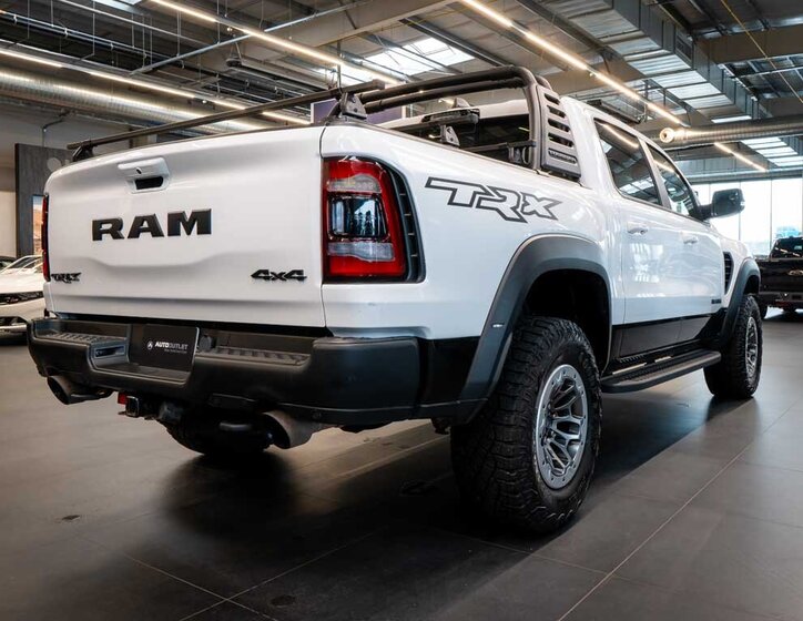 Dodge RAM Pick-up 6,2 l 524 kw