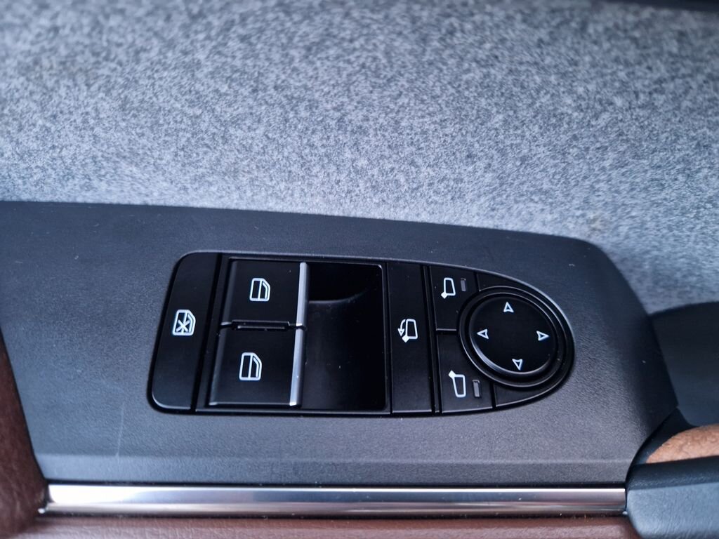 Mazda MX-30 SUV / Terénní 0,0 107 kw