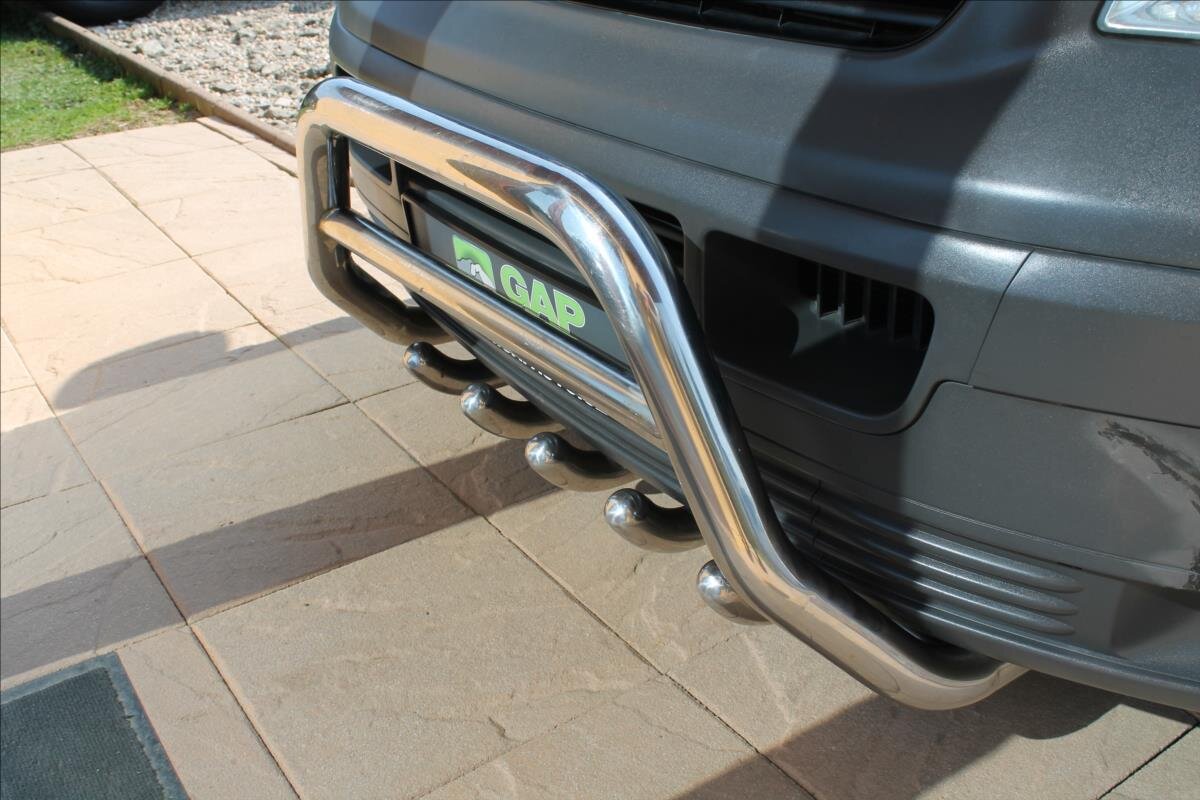 Volkswagen Transporter Kombi 2,5 l 96 kw