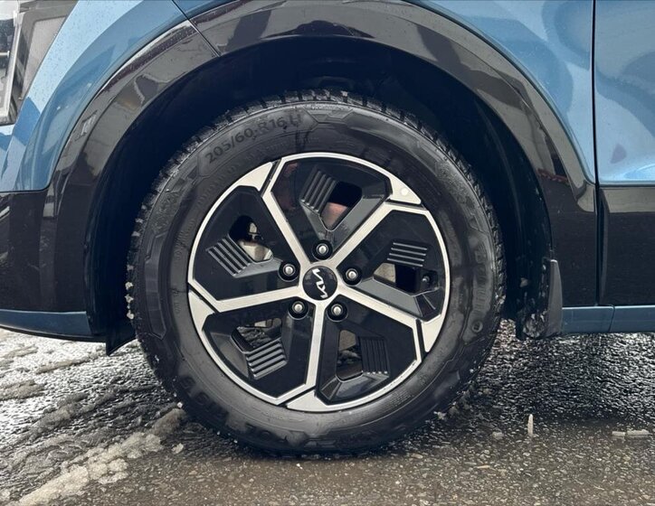 KIA Niro CUV 1,6 l 77 kw