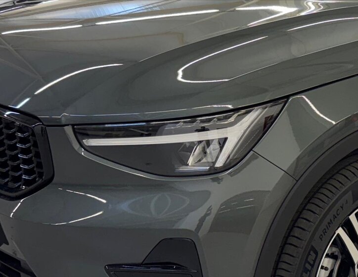 Volvo XC40 SUV 2,0 l 120 kw