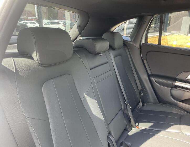 Mercedes-Benz GLA 16