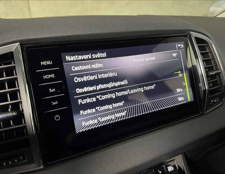 Škoda Karoq SUV 2,0 l 110 kw