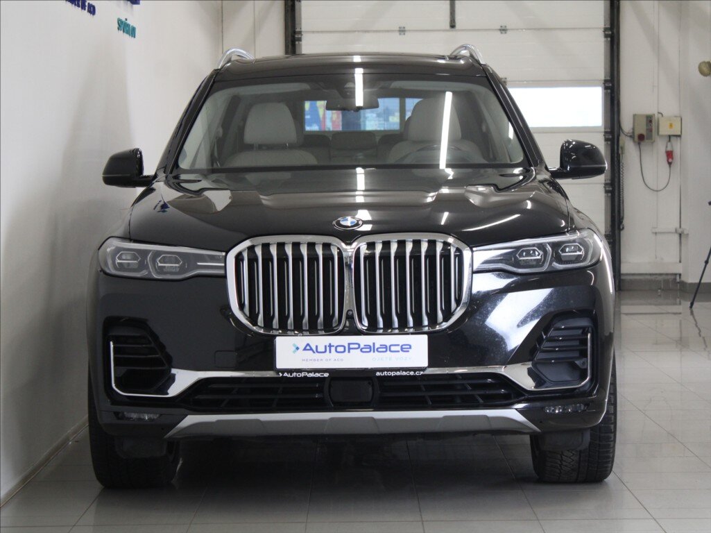 BMW X7 SUV / Terénní 3,0 l 195 kw