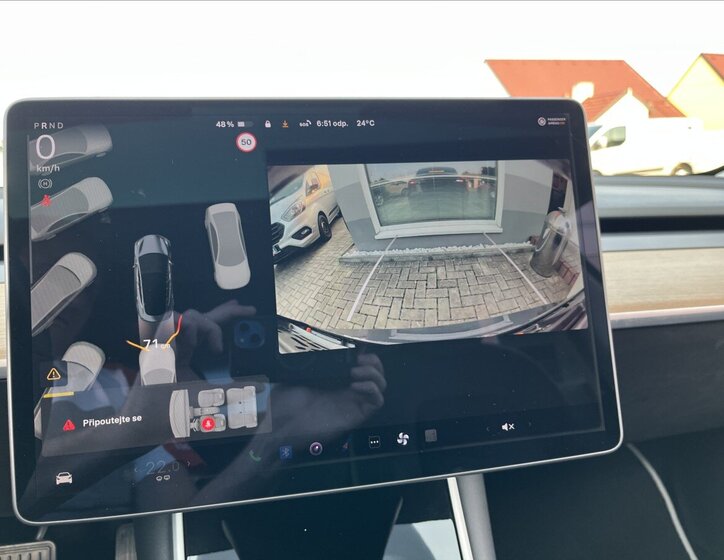 Tesla Model 3 Ostatní 0,0 239 kw