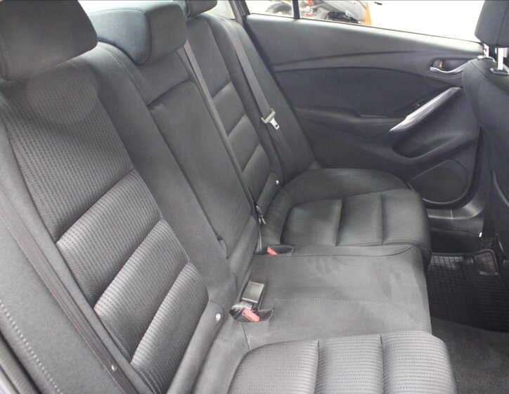 Mazda 6 Sedan 2,0 l 121 kw