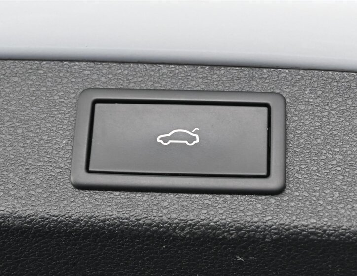 Škoda Kodiaq SUV / Terénní 1,5 l 110 kw