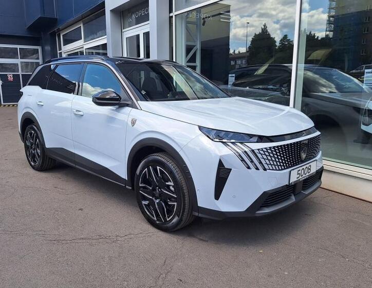 Peugeot 5008 10