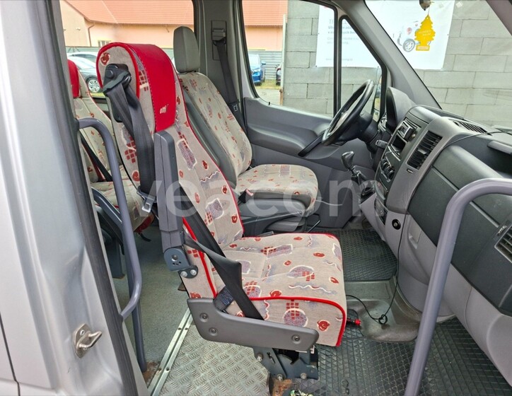 Volkswagen Crafter 12