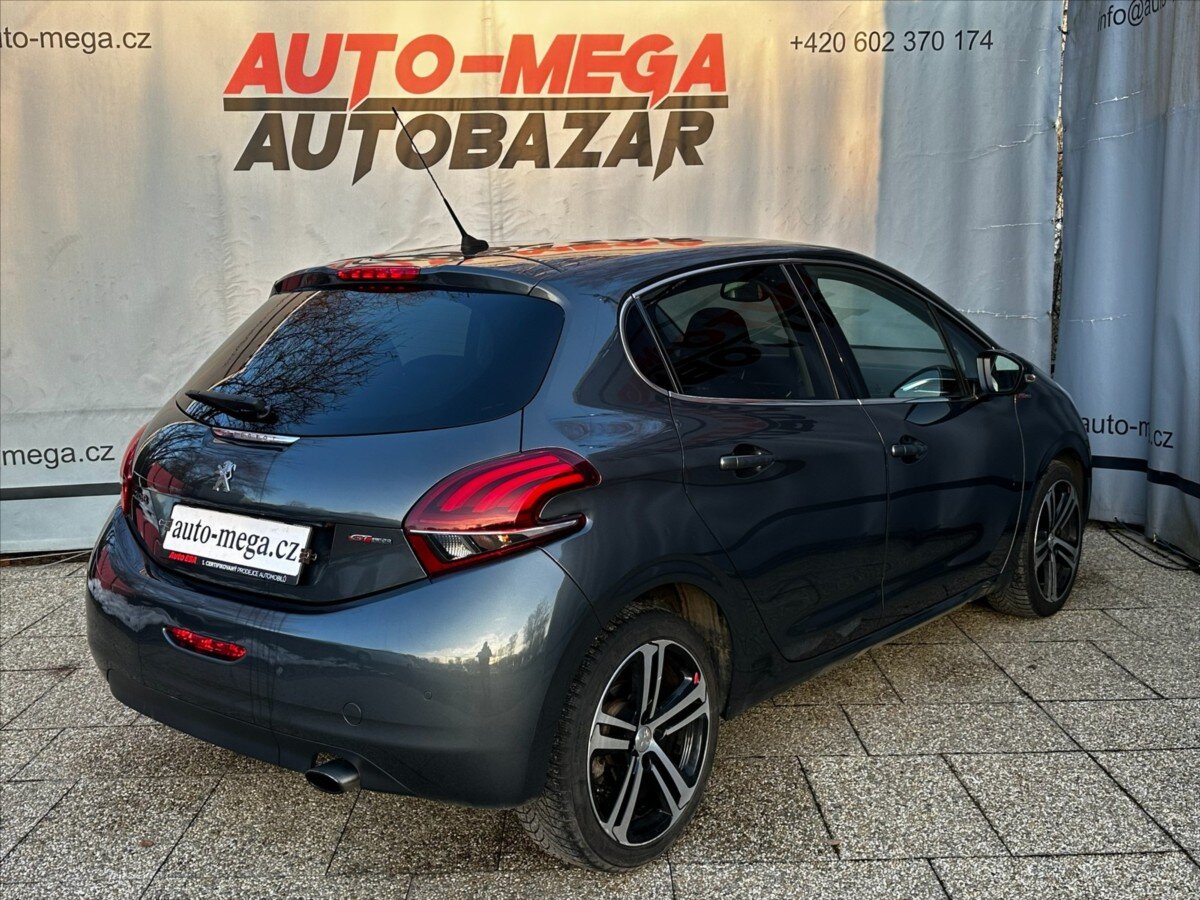 Peugeot 208 Hatchback 1,2 l 81 kw