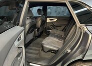 Audi Q8 SUV / Terénní 3,0 l 210 kw