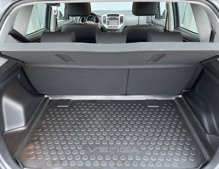 KIA Venga Sedan 1,6 l 91 kw