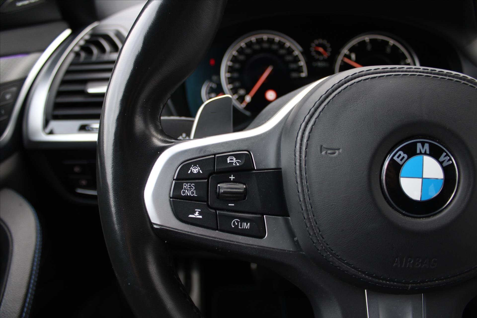 BMW X3 SUV 3,0 l 195 kw