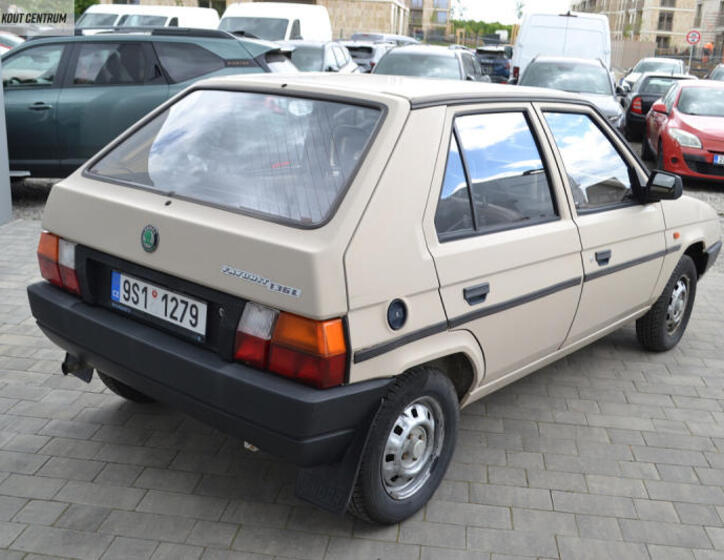Škoda Favorit 5