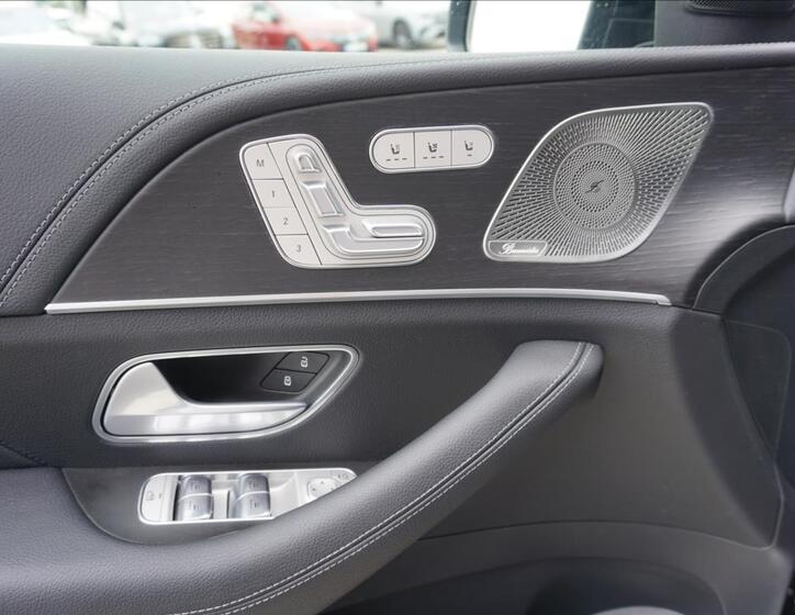 Mercedes-Benz GLS 14