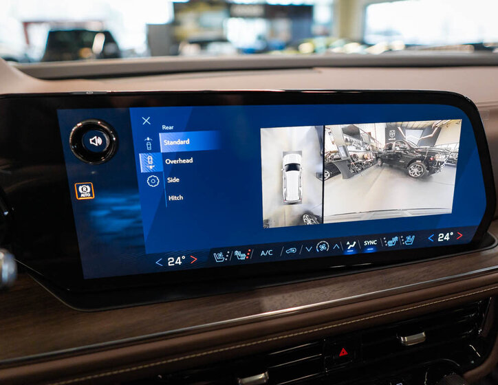 Chevrolet Tahoe SUV 6,2 l 313 kw