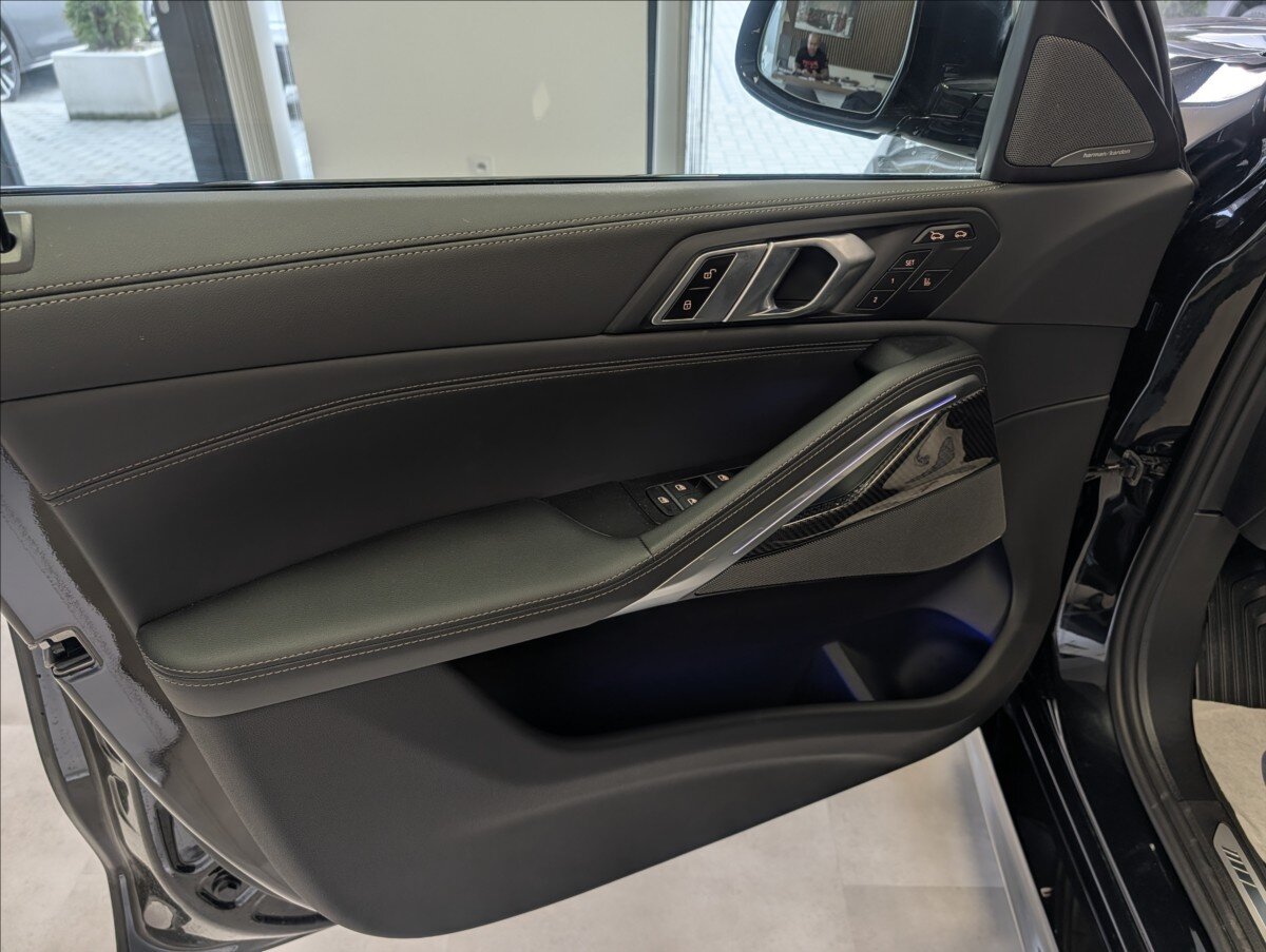 BMW X6 Sedan 3,0 l 210 kw