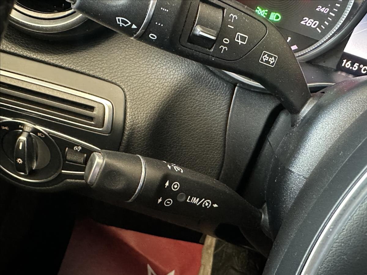 Mercedes-Benz Třídy C Kombi 2,1 l 125 kw