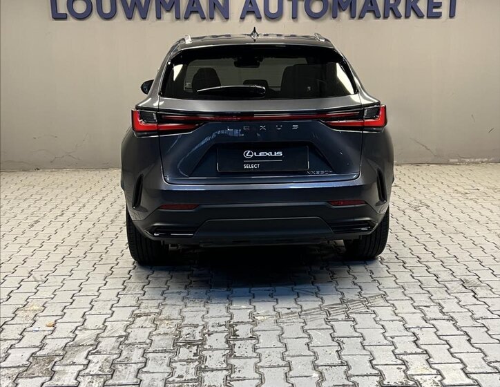 Lexus NX 350h SUV 2,5 l 140 kw