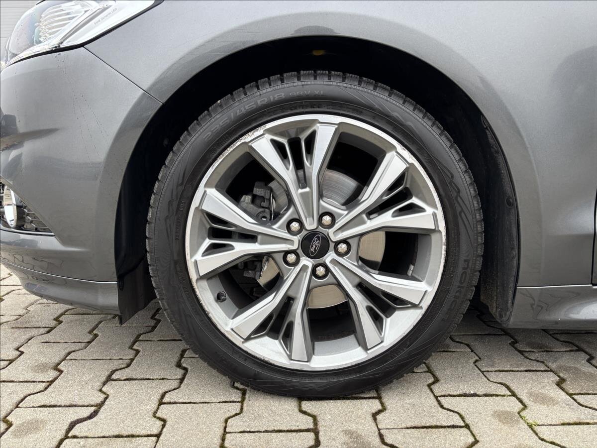 Ford Mondeo Liftback 1,5 l 121 kw