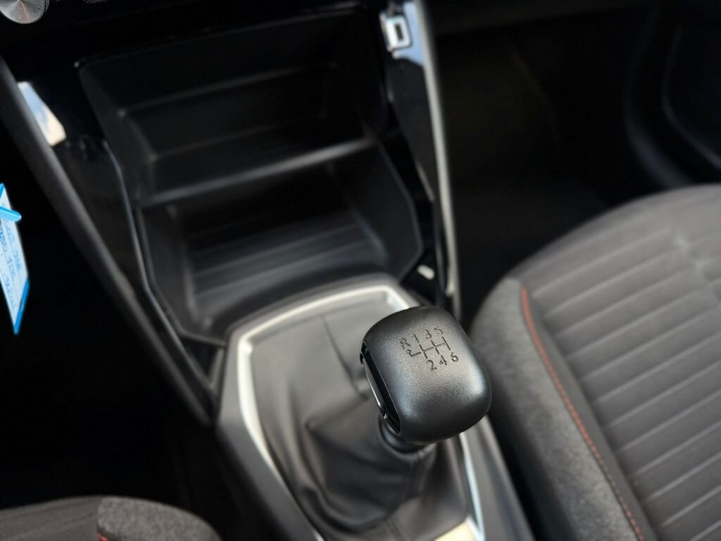 Peugeot 208 Hatchback 1,2 l 74 kw