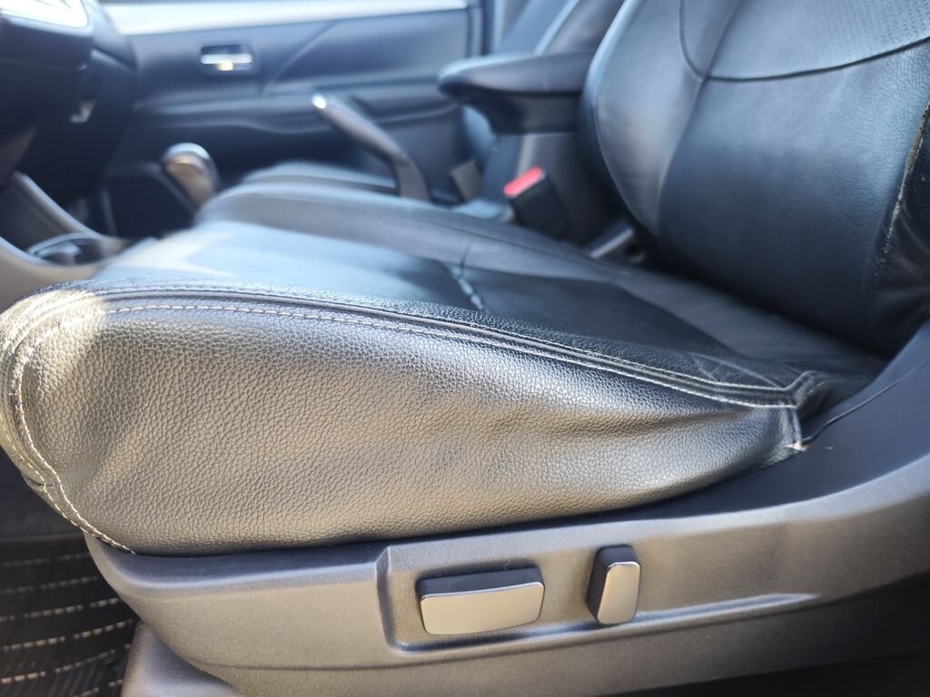 Mitsubishi Outlander SUV / Terénní 2,3 l 110 kw