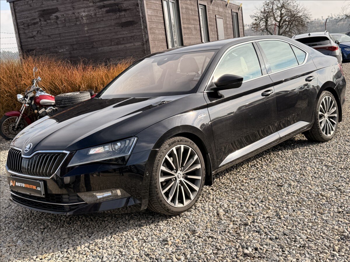 Škoda Superb