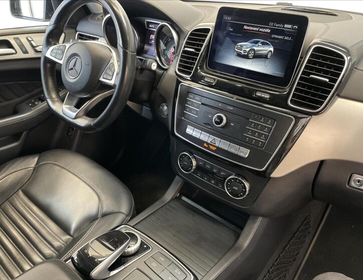 Mercedes-Benz GLE 18