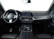 BMW X7 11