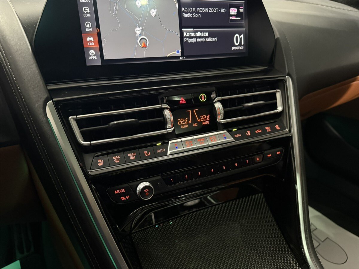 BMW Řada 8 Sedan / Limuzína 3,0 l 250 kw