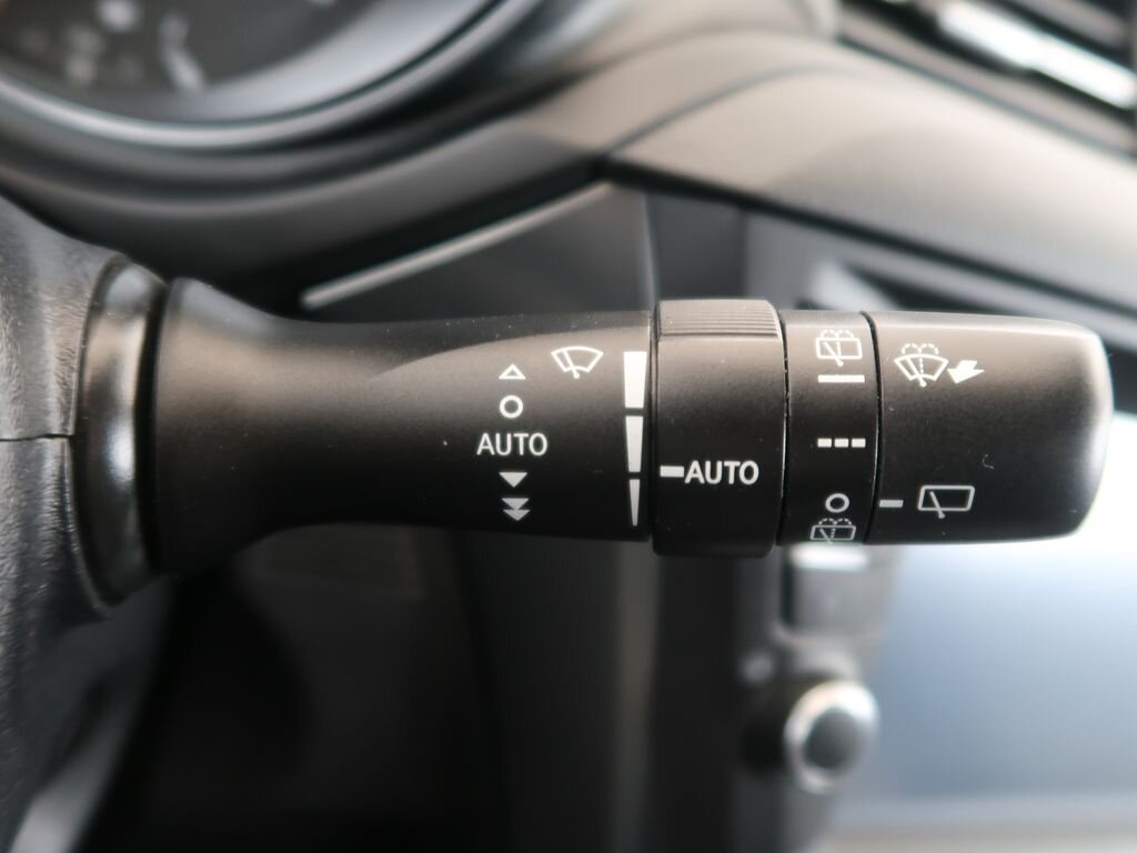 Toyota Avensis Kombi 2,0 l 105 kw