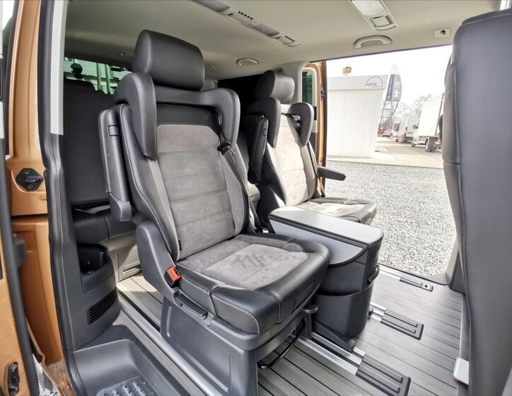 Volkswagen Multivan VAN / Minibus 2,0 l 150 kw