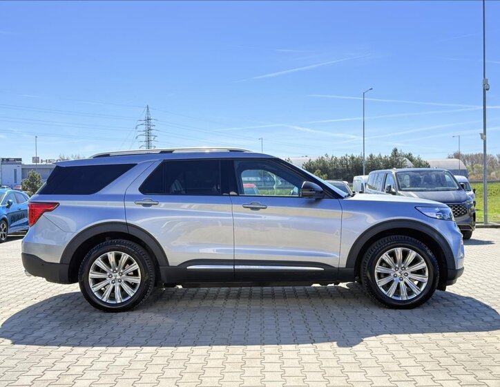 Ford Explorer SUV / Terénní 3,0 l 336 kw