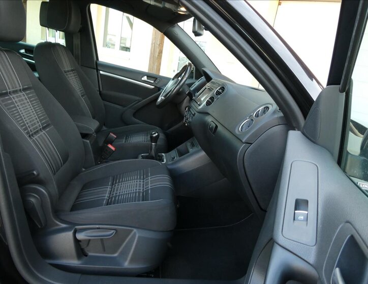 Volkswagen Tiguan 25