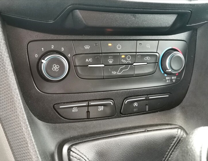 Ford Transit Connect 10