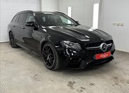 Mercedes-Benz Třídy E Kombi 4,0 l 450 kw