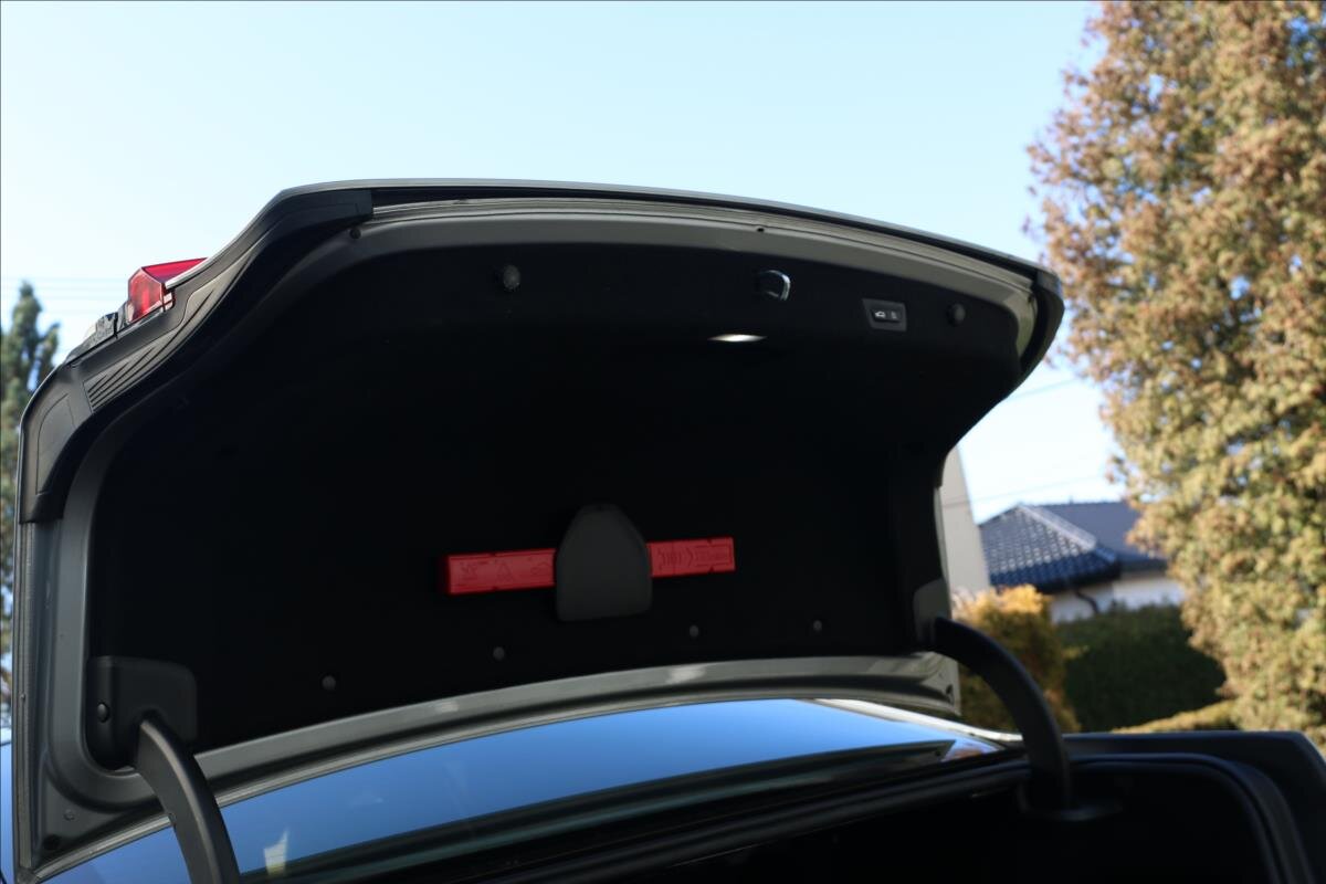 BMW Řada 7 Sedan / Limuzína 3,0 l 294 kw