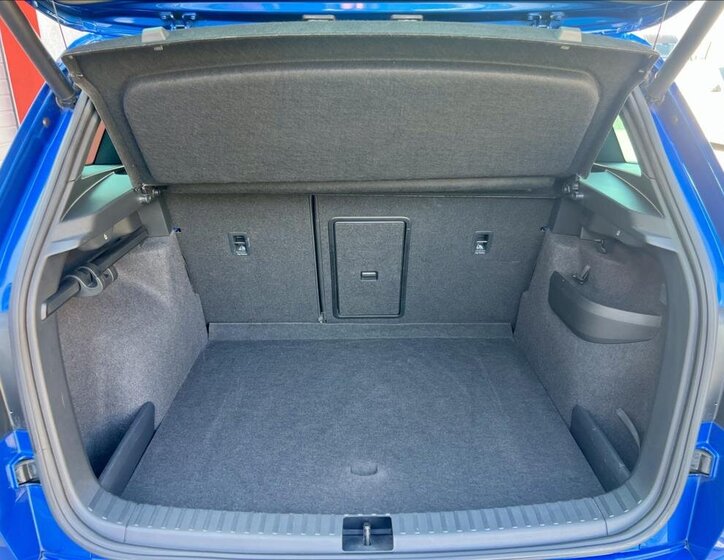 Škoda Karoq SUV / Terénní 2,0 l 140 kw