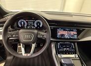 Audi Q8 8
