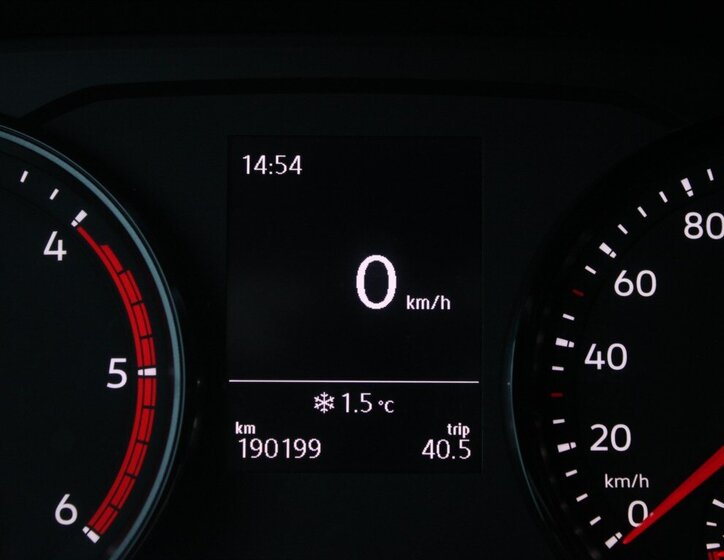 Volkswagen Crafter Skříň 2,0 l 103 kw