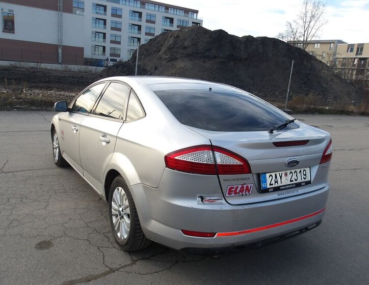 Ford Mondeo Hatchback 2,0 l 103 kw