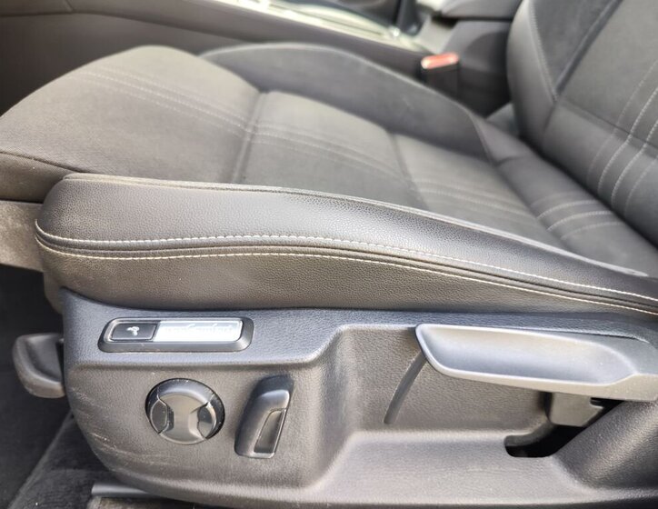 Volkswagen Passat Kombi 2,0 l 176 kw