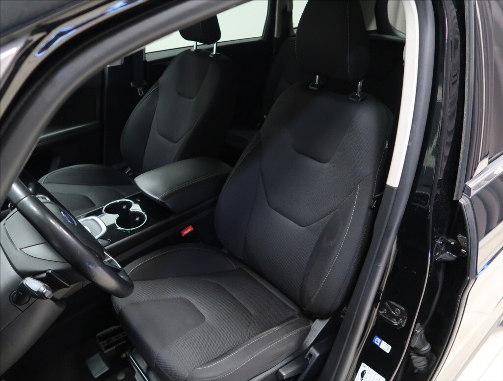 Ford S-MAX MPV 2,0 l 140 kw