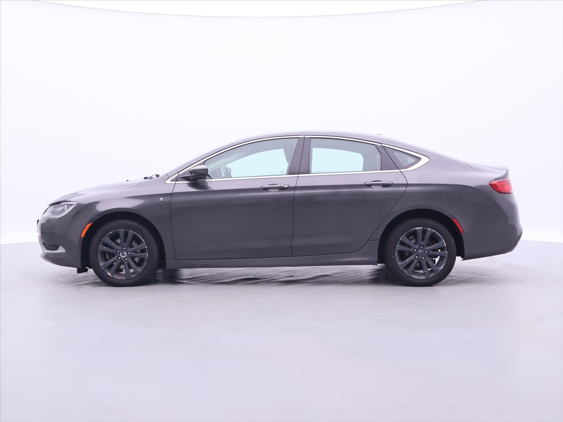 Chrysler 200
