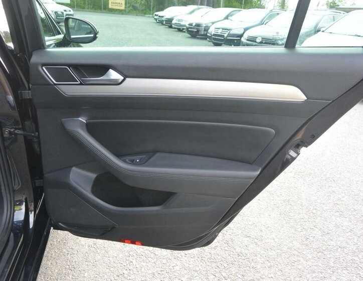 Volkswagen Passat 32