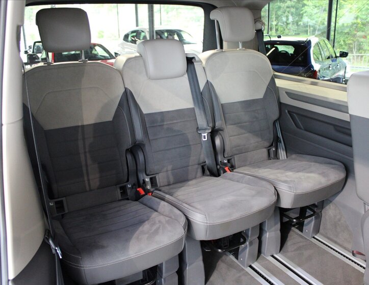 Volkswagen Multivan MPV 2,0 l 110 kw