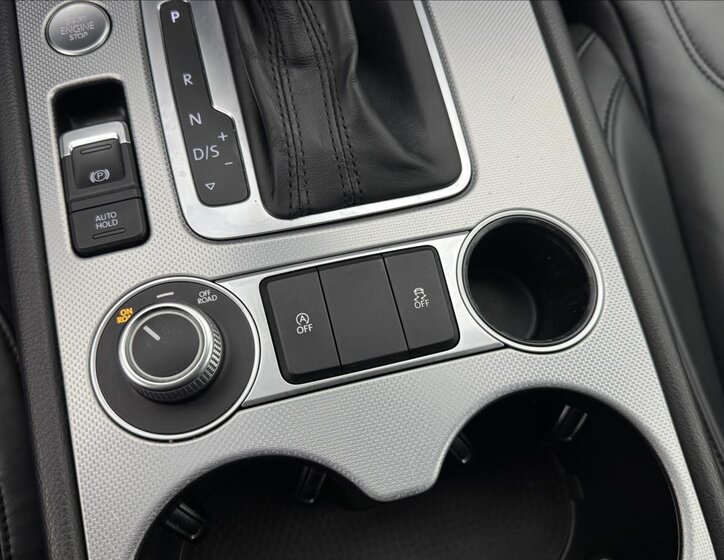 Volkswagen Touareg SUV 3,0 l 193 kw